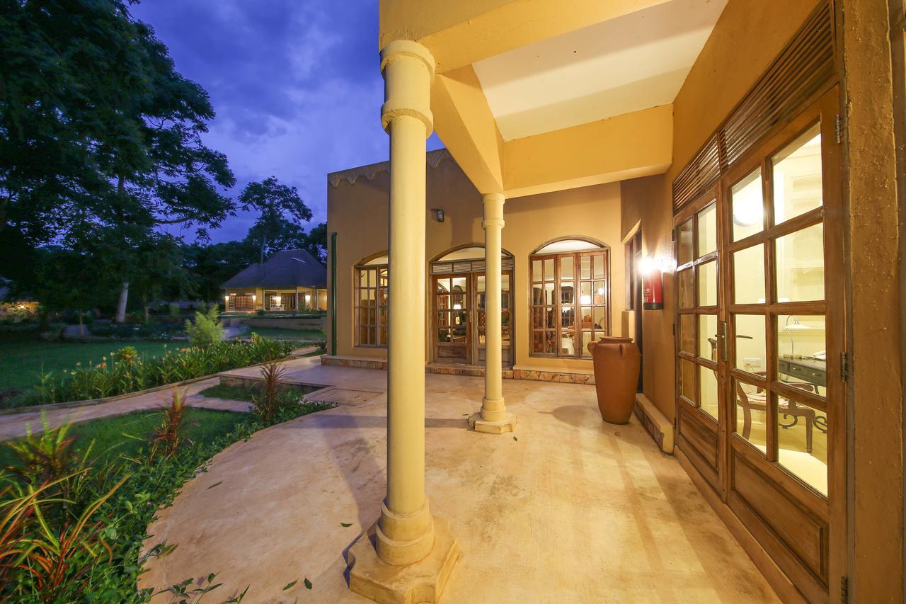 Brovad Sands Lodge Kalangala Zewnętrze zdjęcie